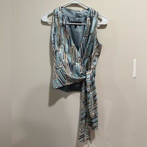 Lafayette 182 New York silk sleeveless geometric top. Size 2